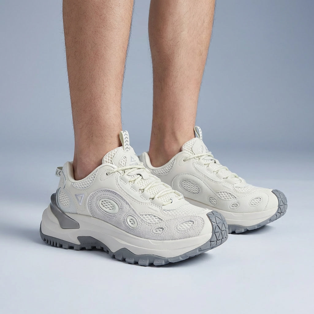 PEAK SHOES
