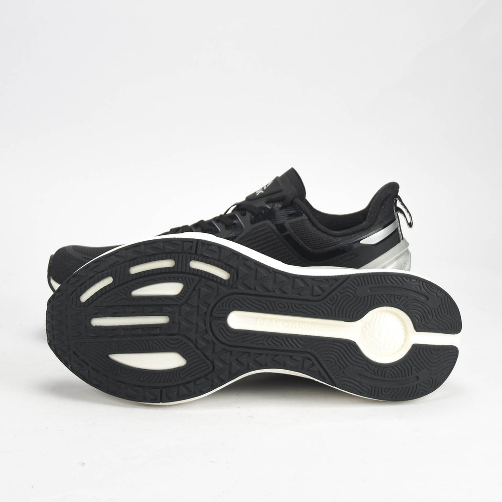 PEAK SHOES