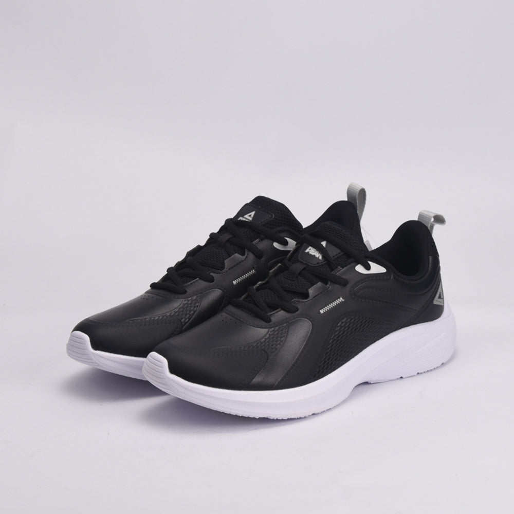 PEAK FOOTWEAR