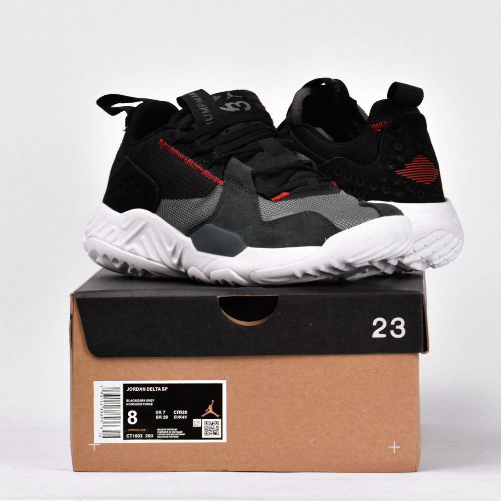 Nike Jordan Delta
