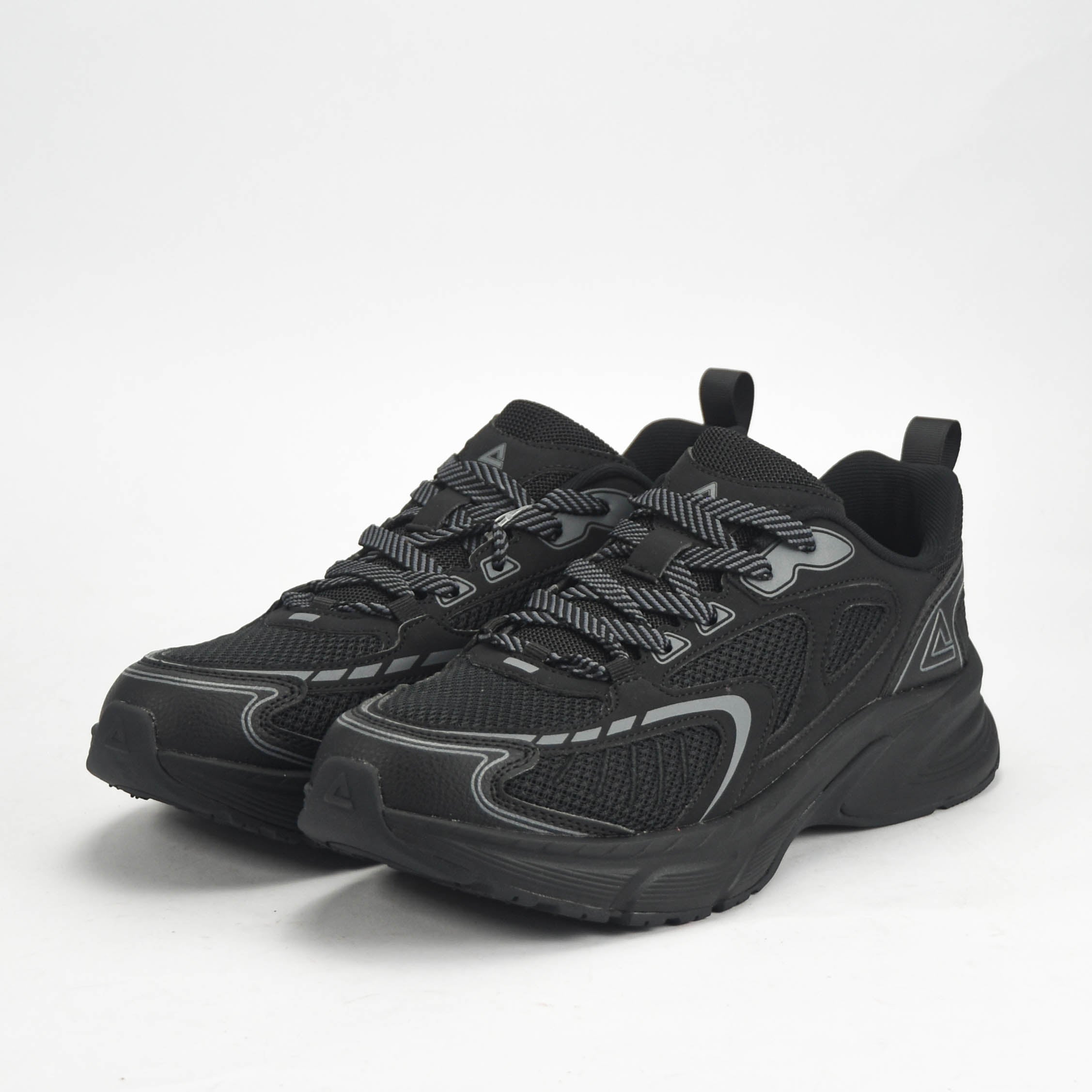 PEAK SHOES