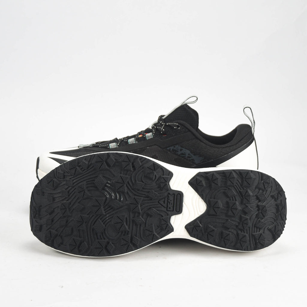 PEAK SHOES