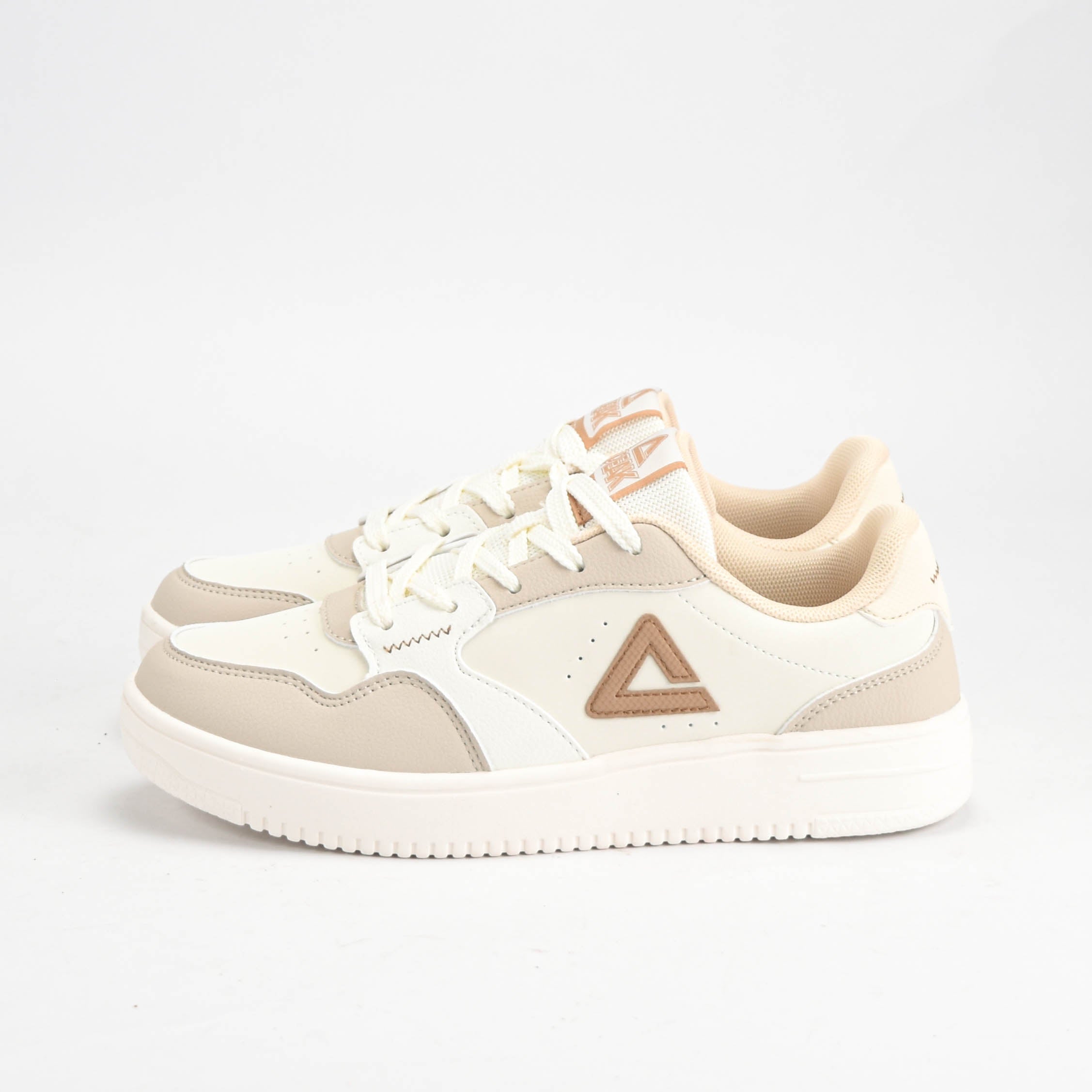 PEAK SHOES