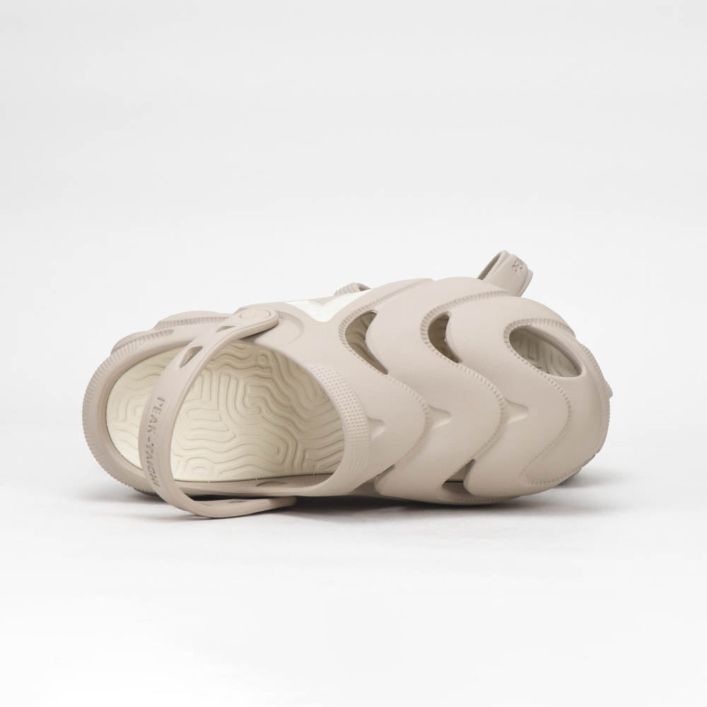 PEAK SLIPPERS SANDALS BROWN