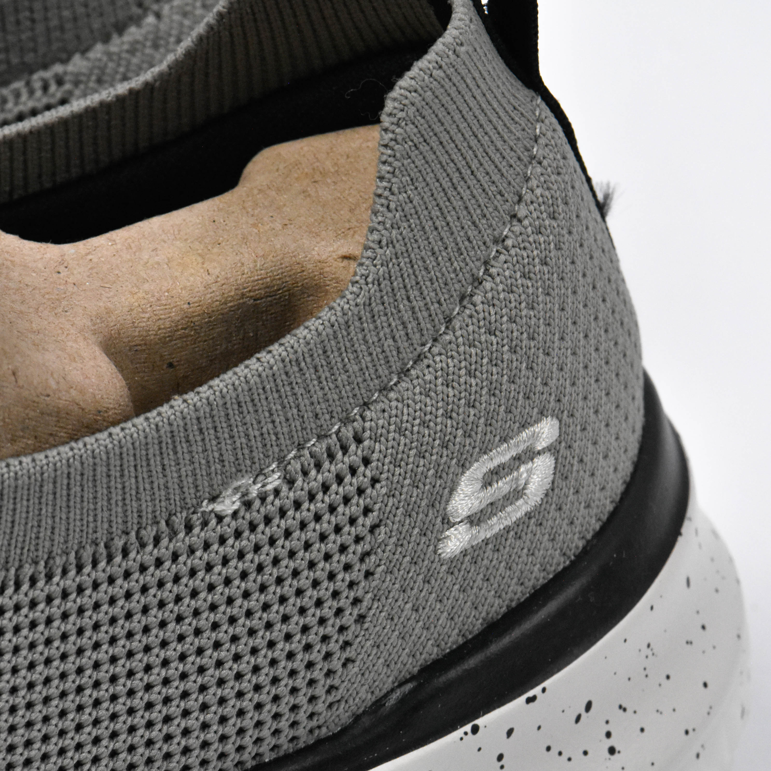 SKECHERS CORWEN