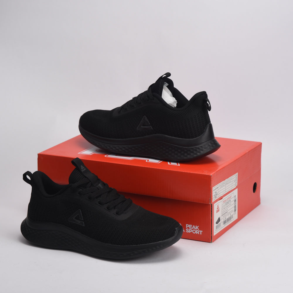 PEAK FOOTWEAR