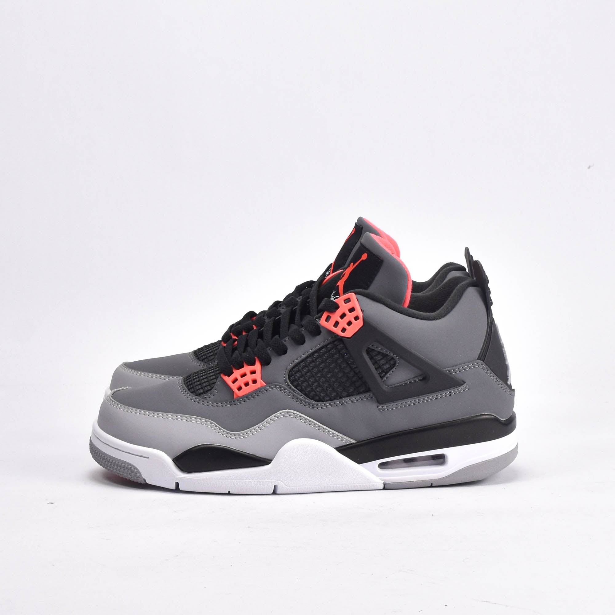 NIKE jordan