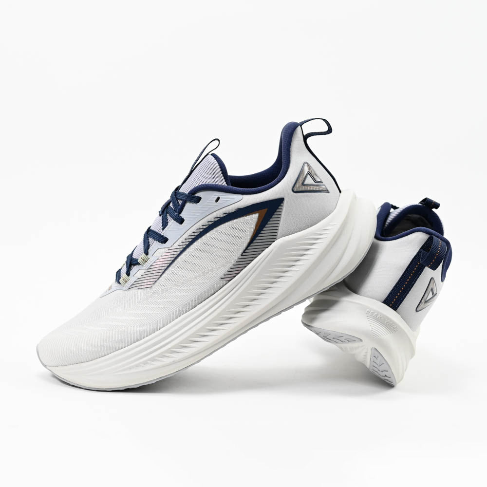 PEAK SHOES