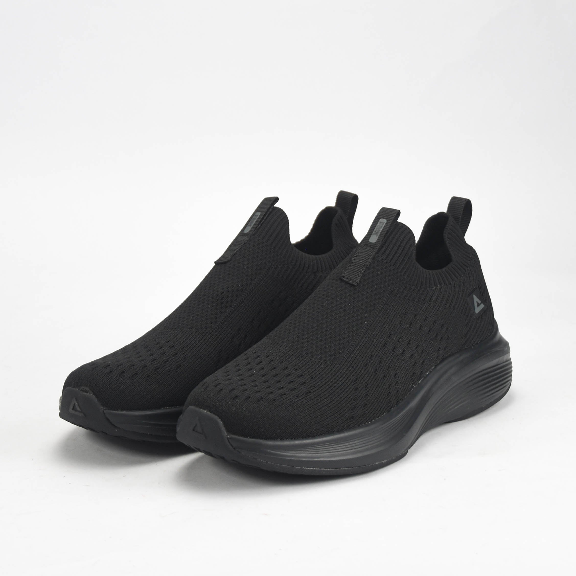 PEAK SHOES