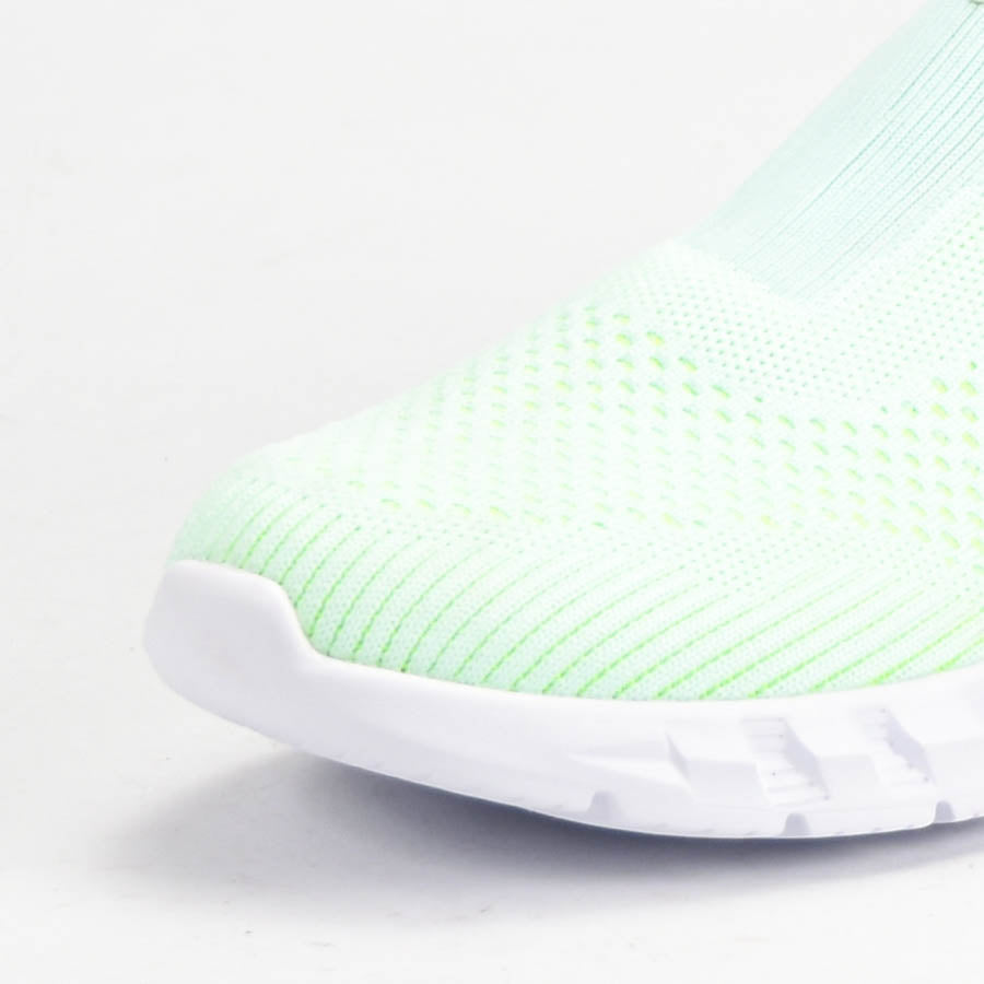 PEAK SHOES
