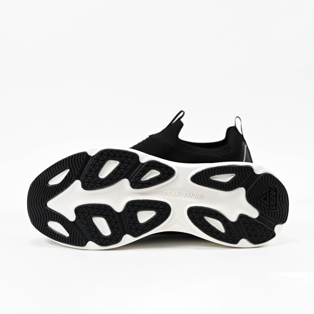 PEAK SHOES