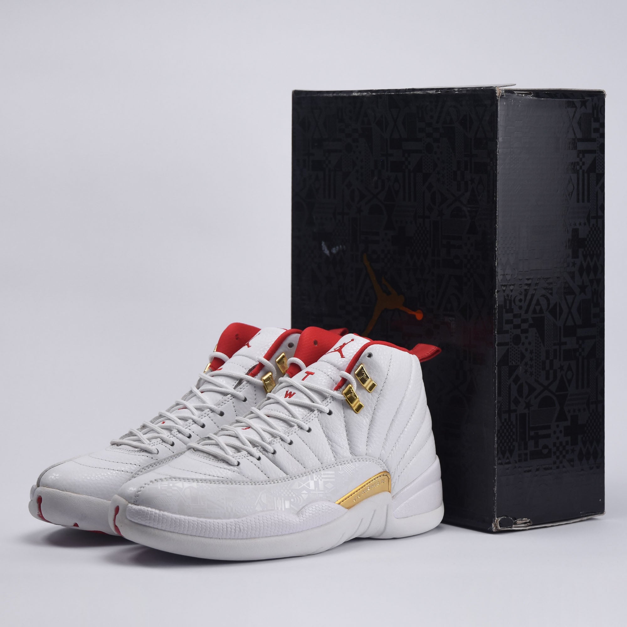 NIKE jordan