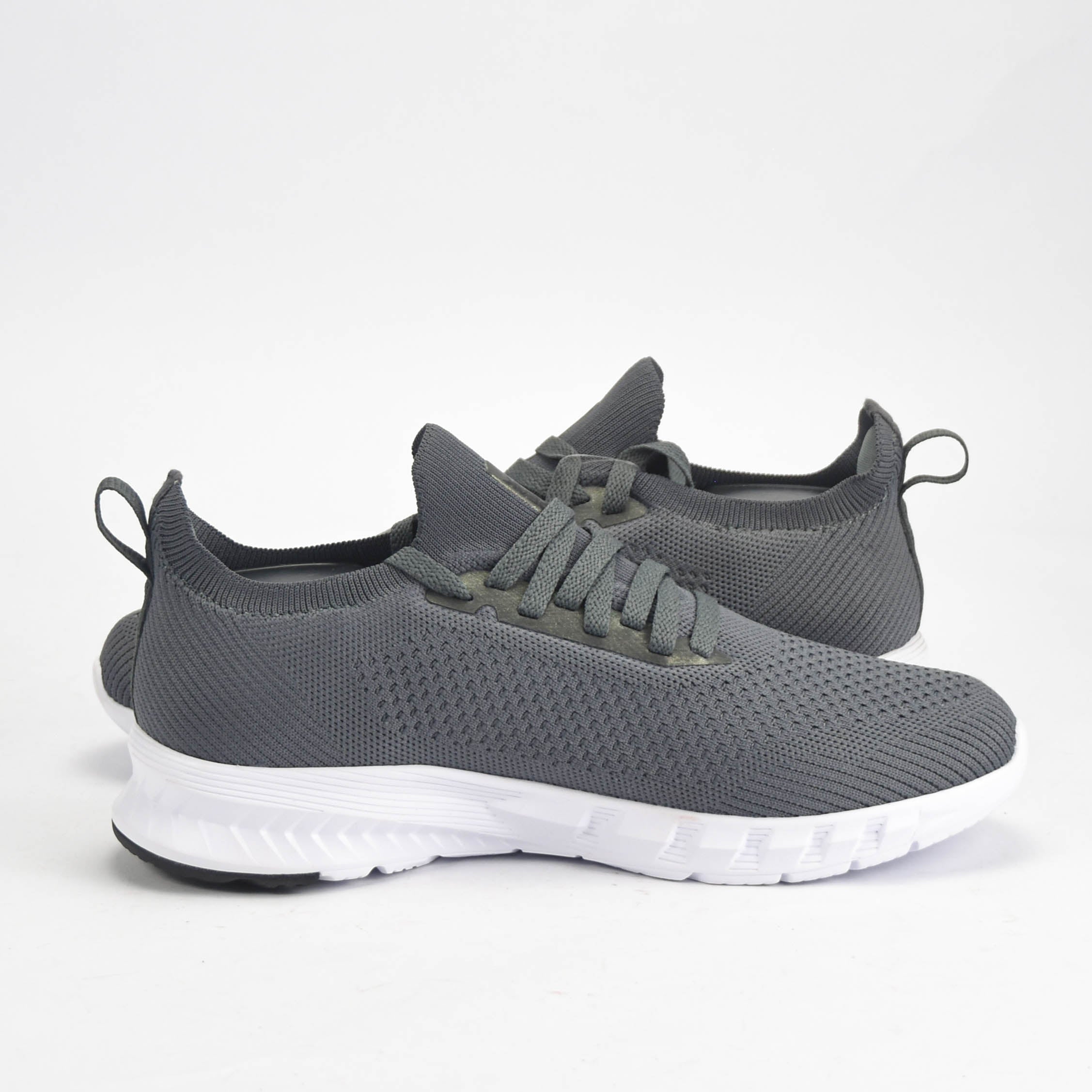 PEAK SHOES