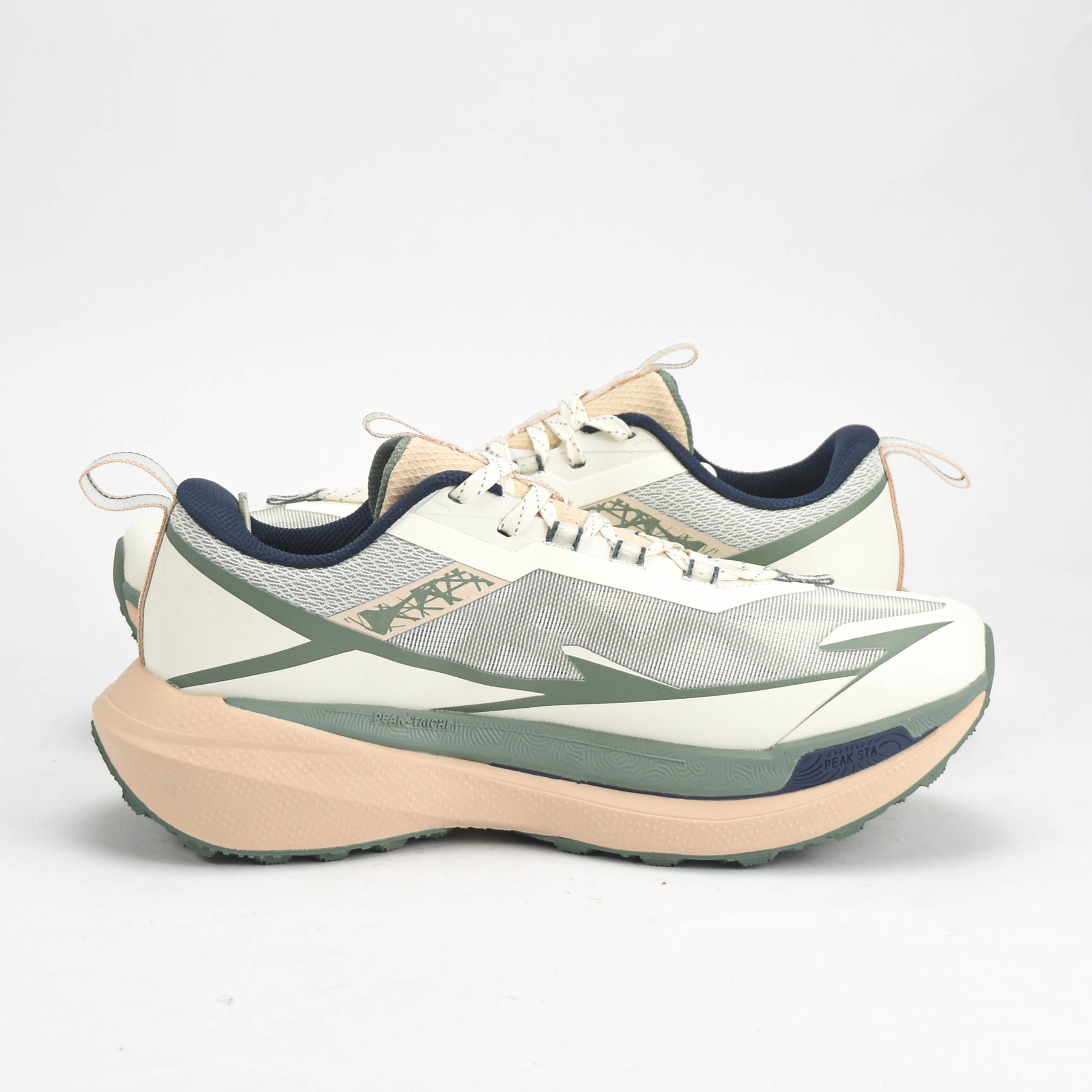 PEAK SHOES
